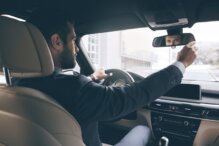 Deshalb sollten passgenaue Autofußmatten im Firmenwagen verwendet werden