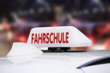Qualitativ hochwertige Gummifußmatten für Fahrschulen
