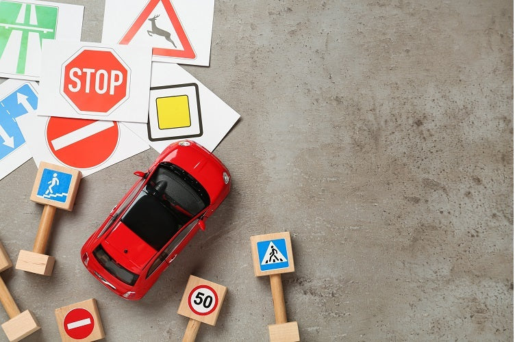 Unfallfrei unterwegs: Die wichtigsten Sicherheitsregeln im Straßenverkehr